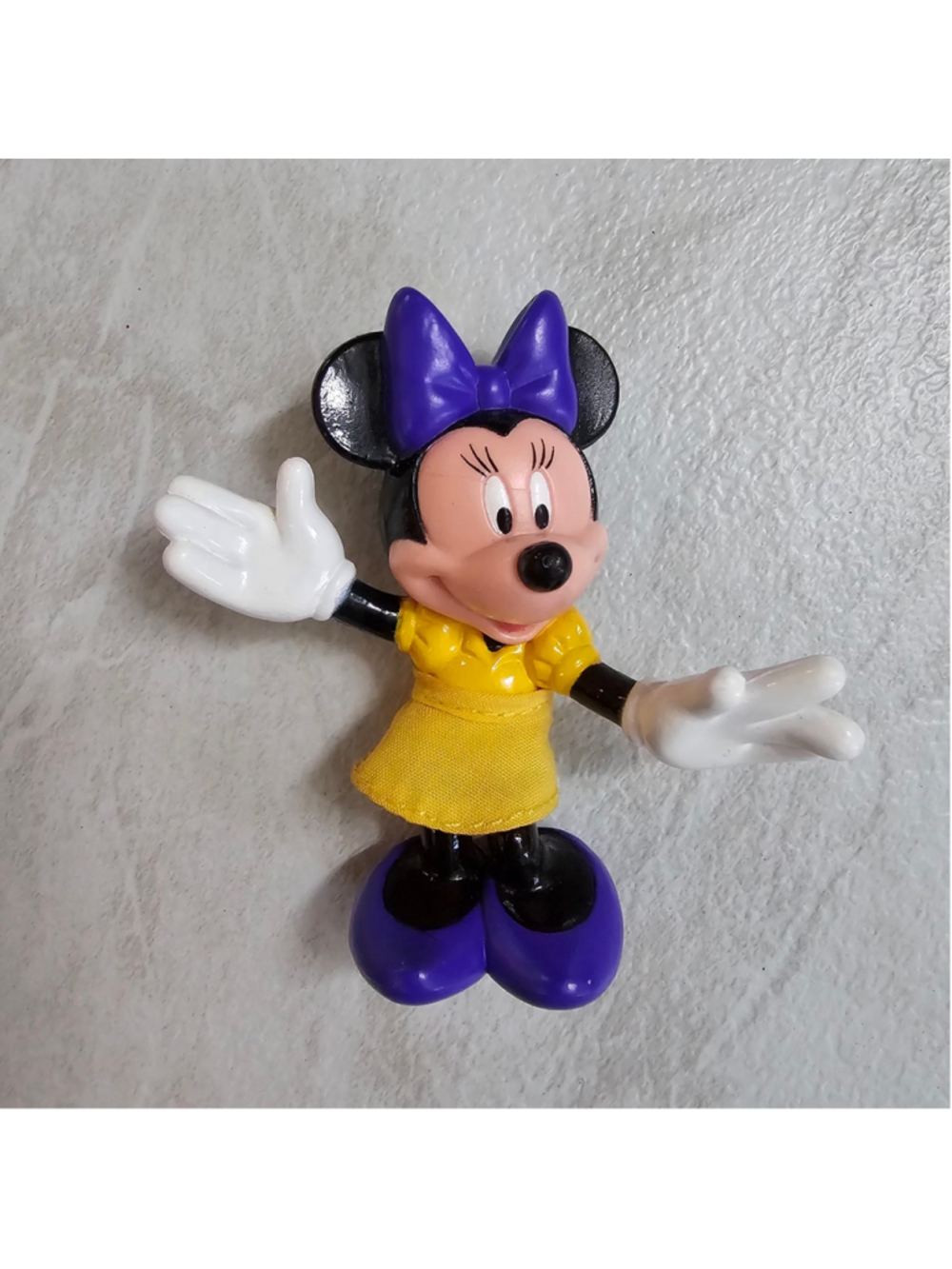 Disney Minnie Mouse PVC Figurine Yellow Cloth Dress Purple Bow Collectible